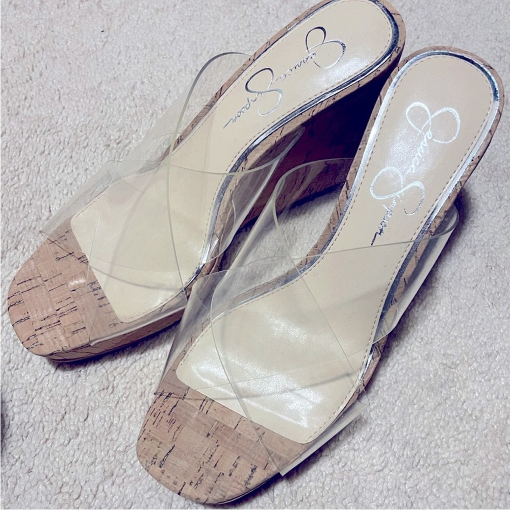 Brand new never worn excellent condition!!!